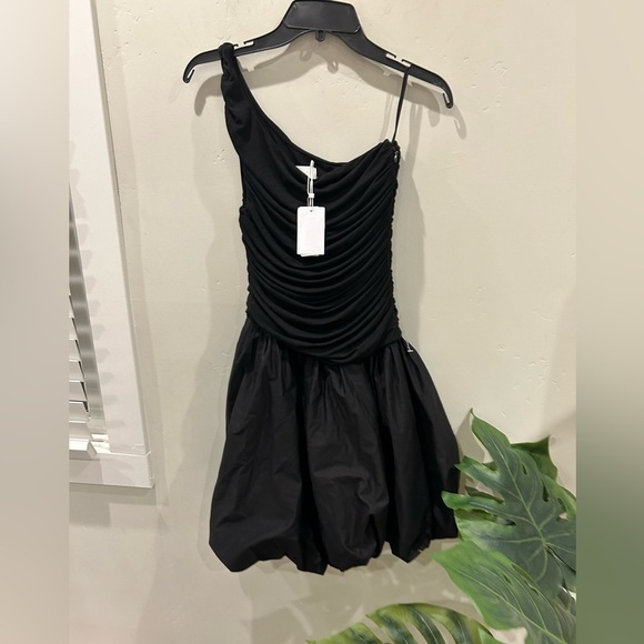 Elexiay Lagos Asymmetric One-Shoulder Mixed Media Dress ✨🔥🔥SZ M - Picture 10 of 11